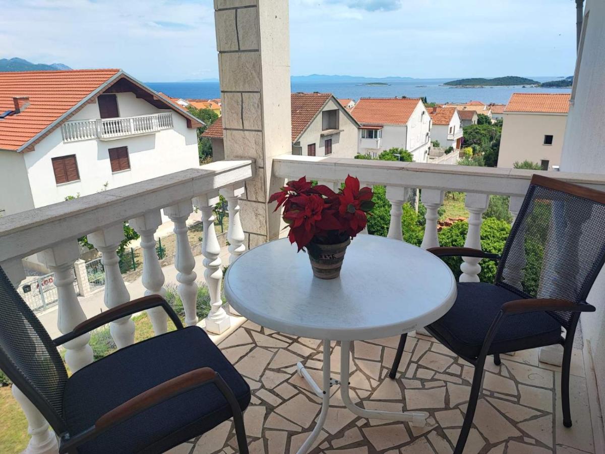 Apartments Dodik Orebić Buitenkant foto
